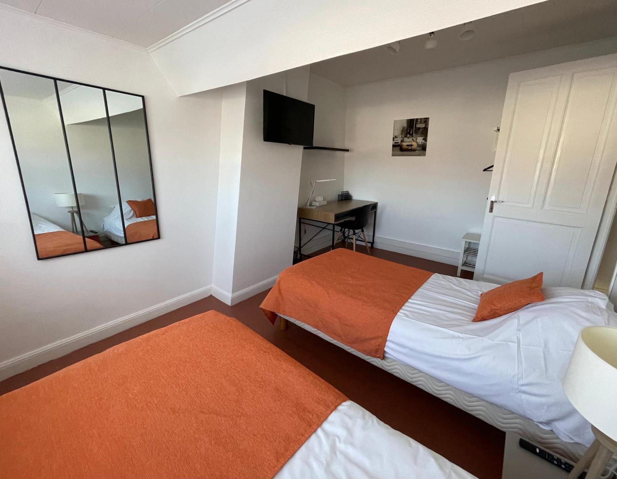 Appart'Hotel Et Chambres لونس المظهر الخارجي الصورة
