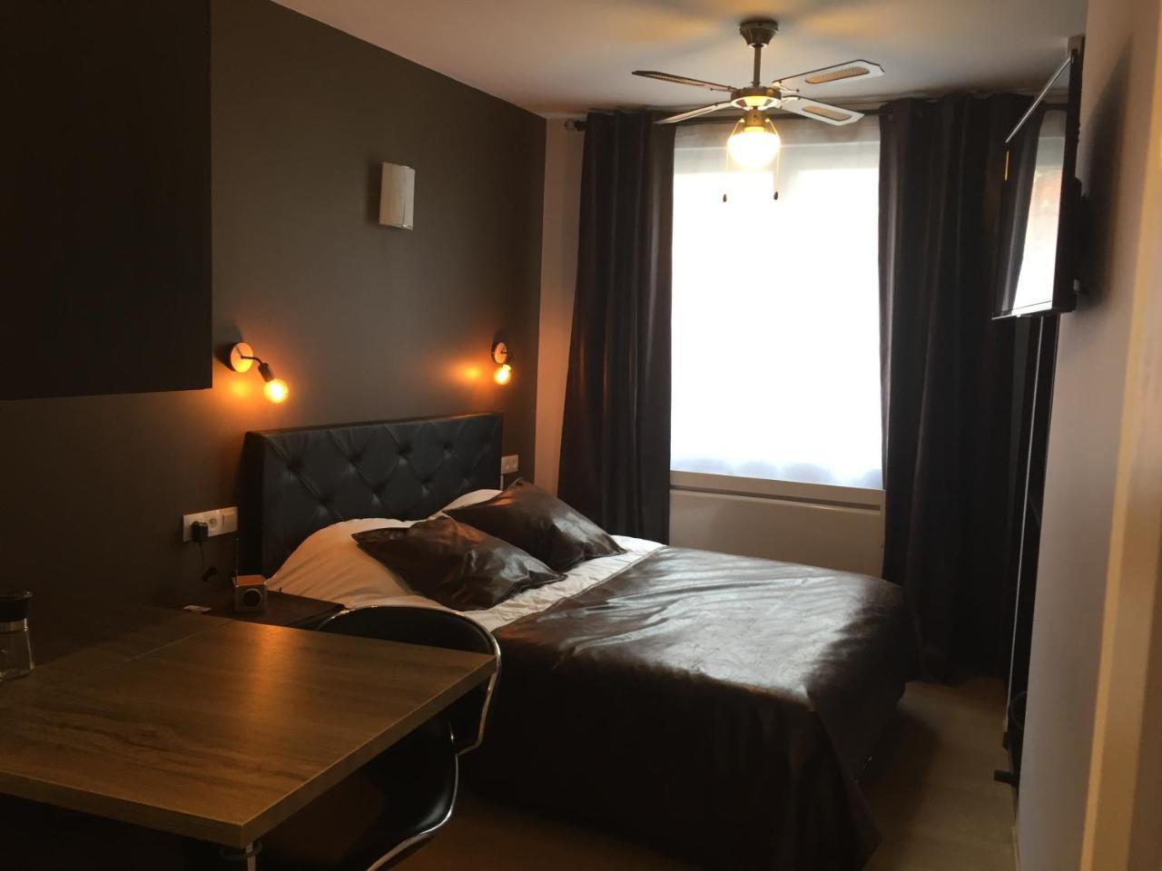 Appart'Hotel Et Chambres لونس المظهر الخارجي الصورة